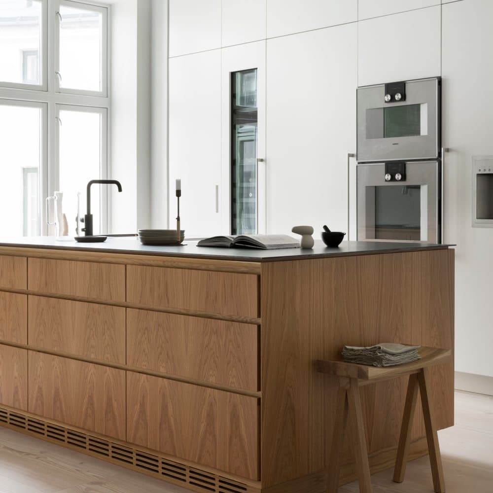 Bespoke kitchen — project 64