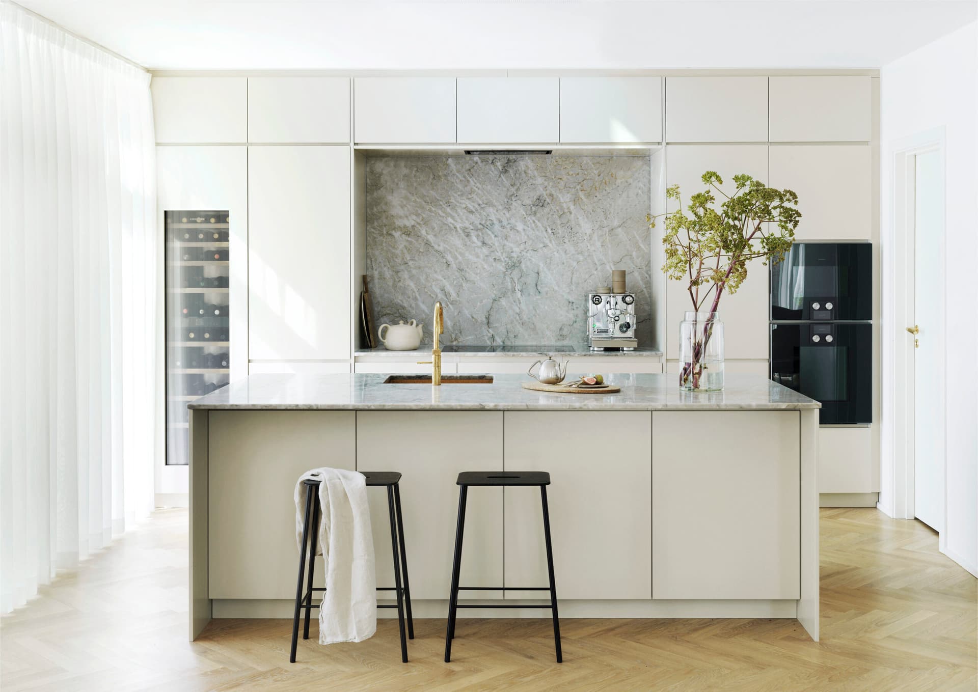 Bespoke kitchen — project 72