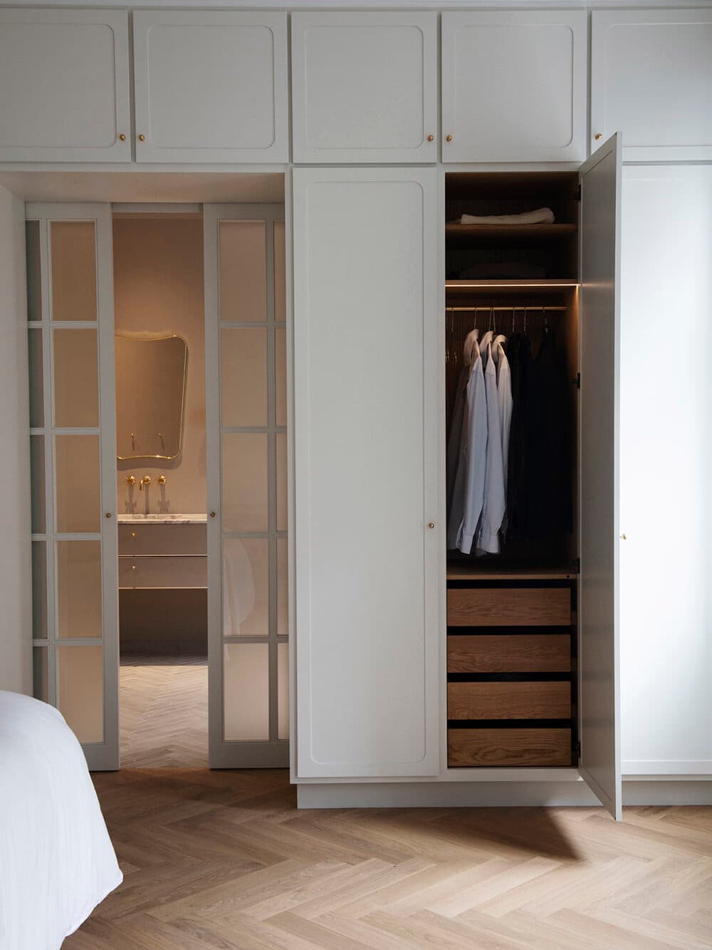 Fitted wardrobe & dressing room — project 26