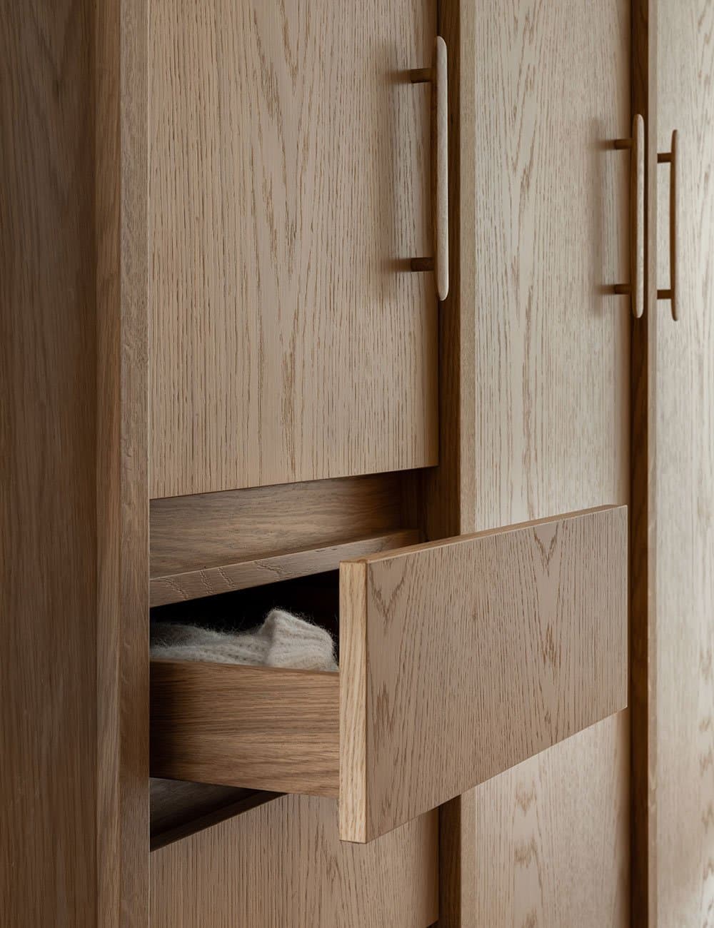 Fitted wardrobe & dressing room — project 6