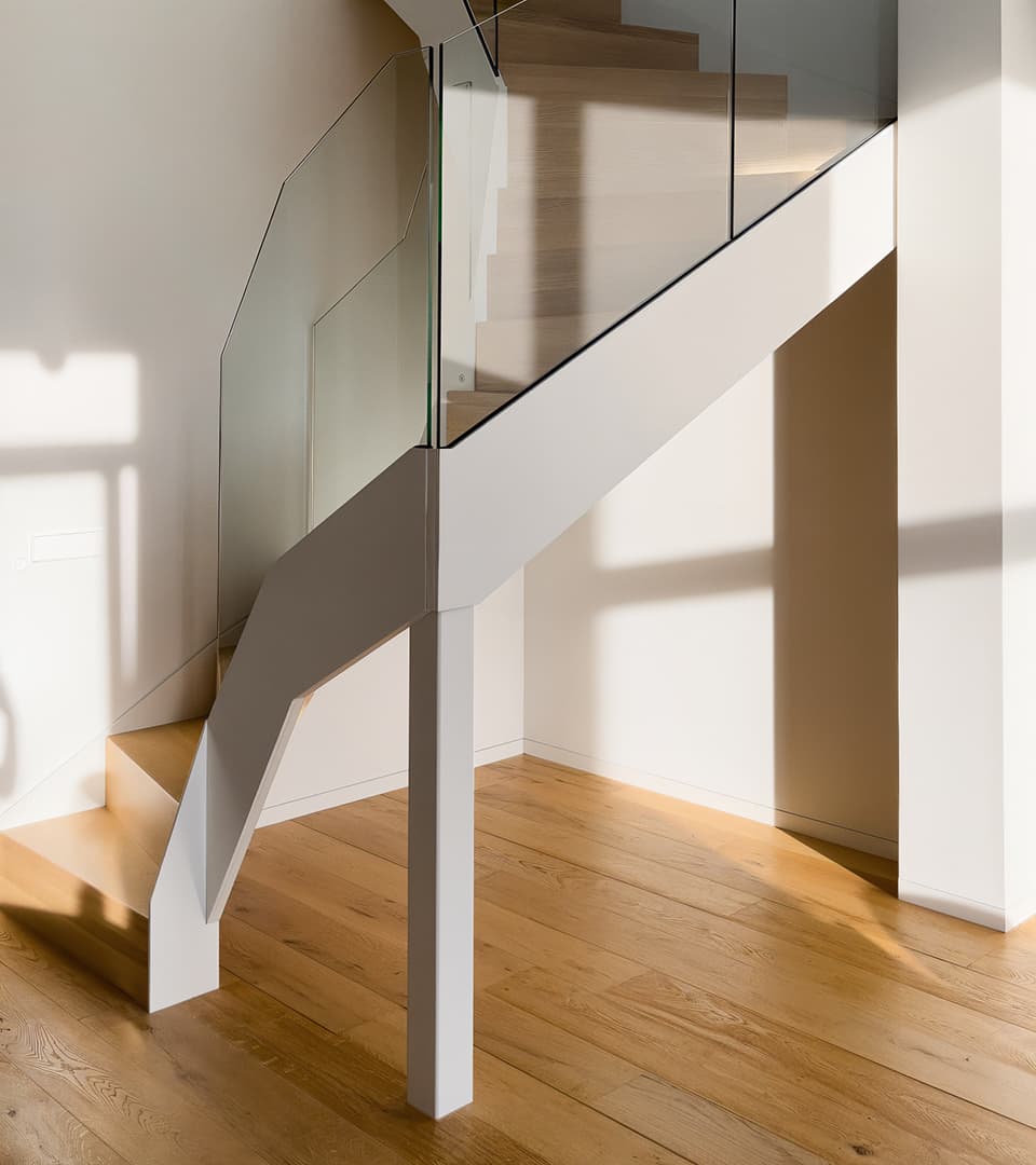 Glass & Contemporary Staircases — project 3