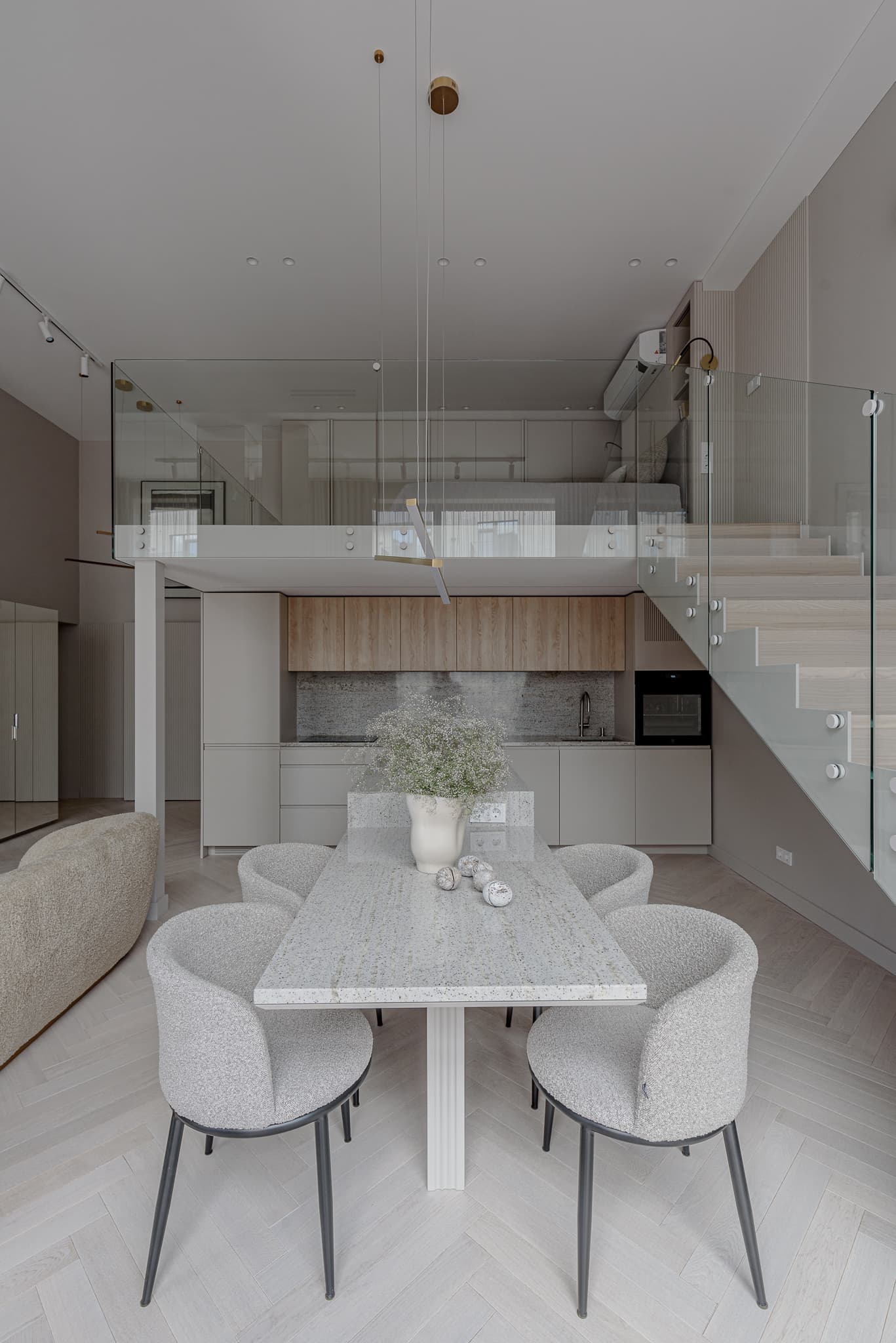 Glass & Contemporary Staircases — project 4